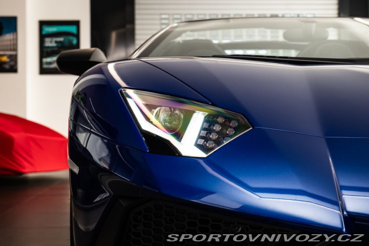 Lamborghini Aventador LP750-4 SV Roadster 1/599 2016