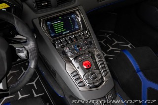 Lamborghini Aventador LP750-4 SV Roadster 1/599 2016