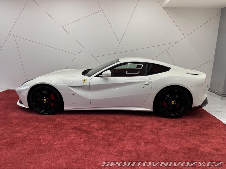 Ferrari F12berlinetta LIFT*CARBON*CAMERA*TOP SP 2012