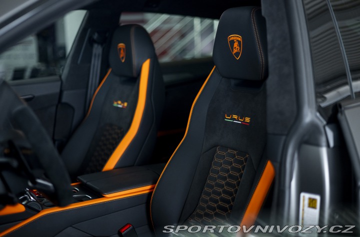 Lamborghini Urus Standard 2022