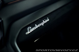 Lamborghini Urus Standard 2022