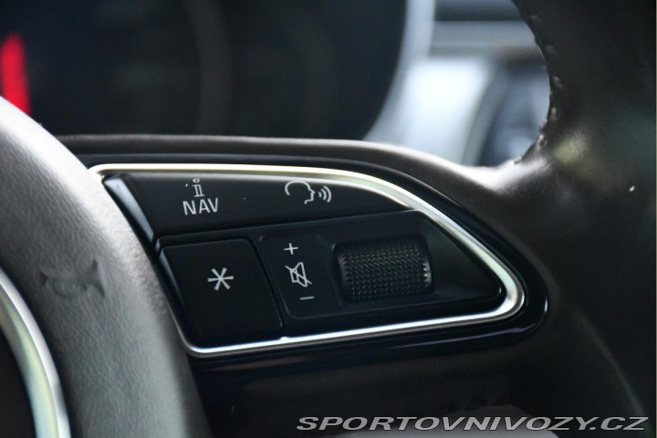 Audi A7 3.0TDI 180kW ČR ACC 2012