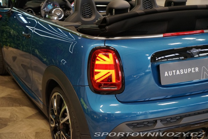 Mini Cooper JCW*CABRIO*170kW*CAMERA*C 2022