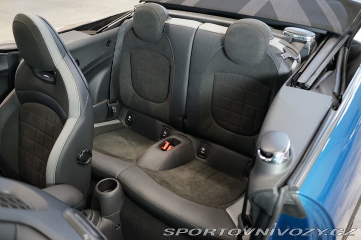 Mini Cooper JCW*CABRIO*170kW*CAMERA*C 2022