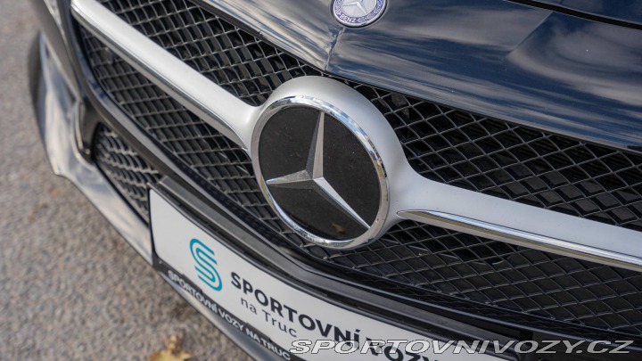 Ostatní značky Ostatní modely Mercedes Benz SL5000 R231 2012