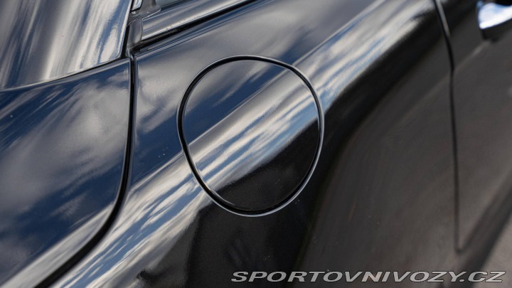 Ostatní značky Ostatní modely Mercedes Benz SL5000 R231 2012