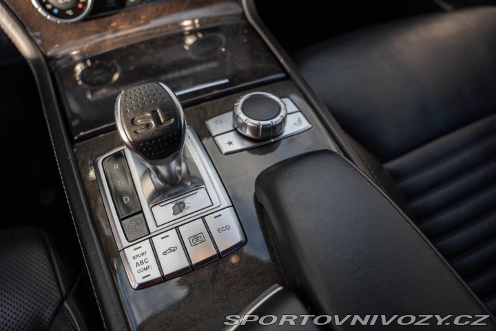 Ostatní značky Ostatní modely Mercedes Benz SL5000 R231 2012
