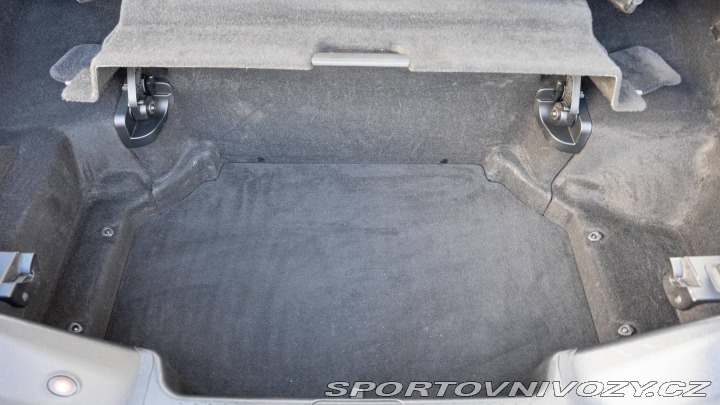 Ostatní značky Ostatní modely Mercedes Benz SL5000 R231 2012