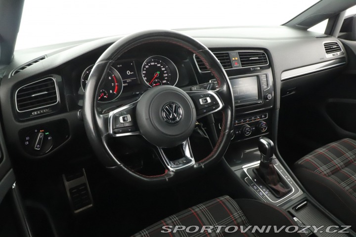 Volkswagen Golf 2.0 GTI 2015