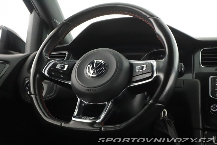 Volkswagen Golf 2.0 GTI 2015