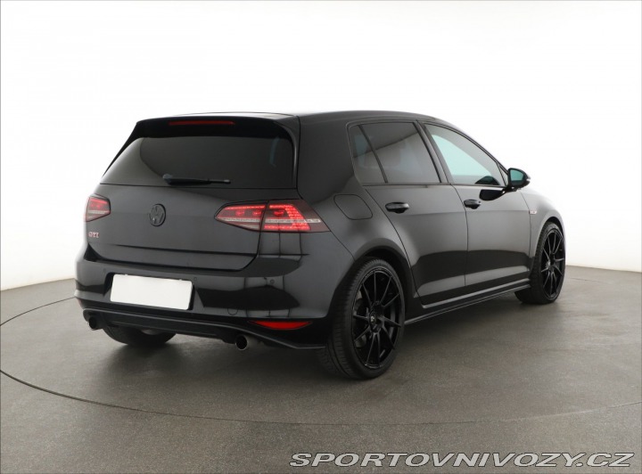 Volkswagen Golf 2.0 GTI 2015