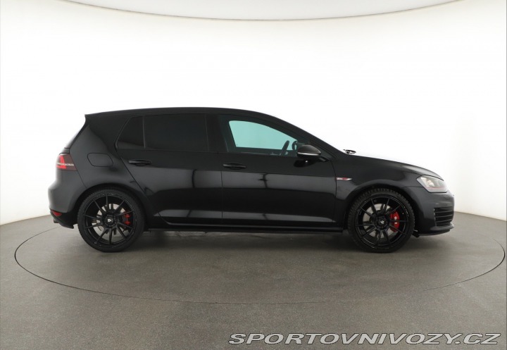 Volkswagen Golf 2.0 GTI 2015