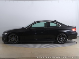 BMW 3 325 i 2006