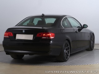 BMW 3 325 i 2006