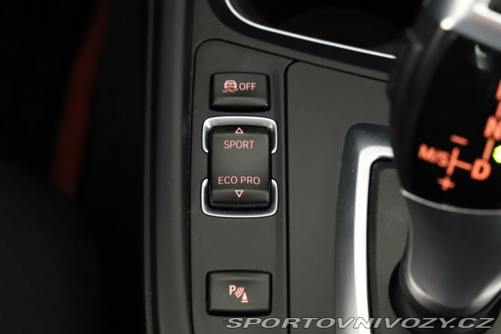 BMW 3 328 i xDrive 2012