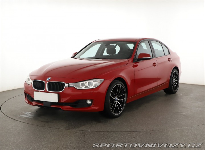 BMW 3 328 i xDrive 2012