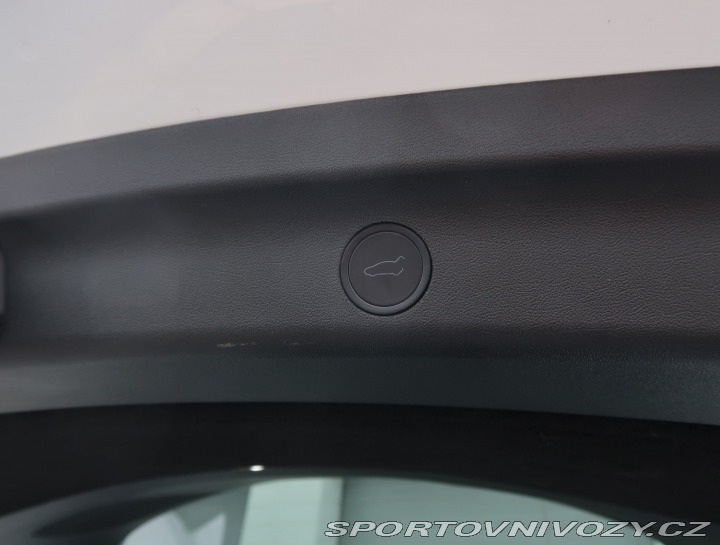 Tesla Model Y Long Range AWD 79kWh 2023