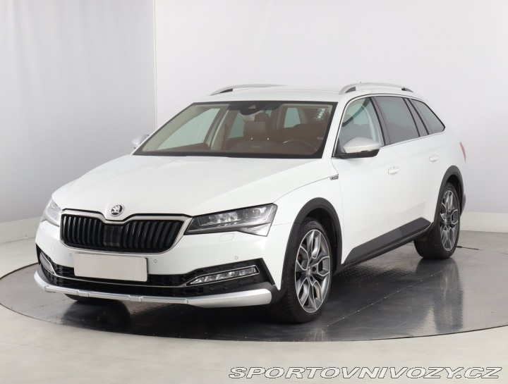 Škoda Superb Scout 2.0 TSI 2020