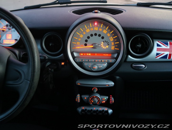 Mini Cooper Cooper D 2009