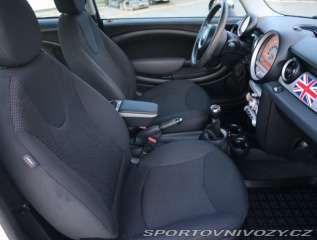 Mini Cooper Cooper D 2009