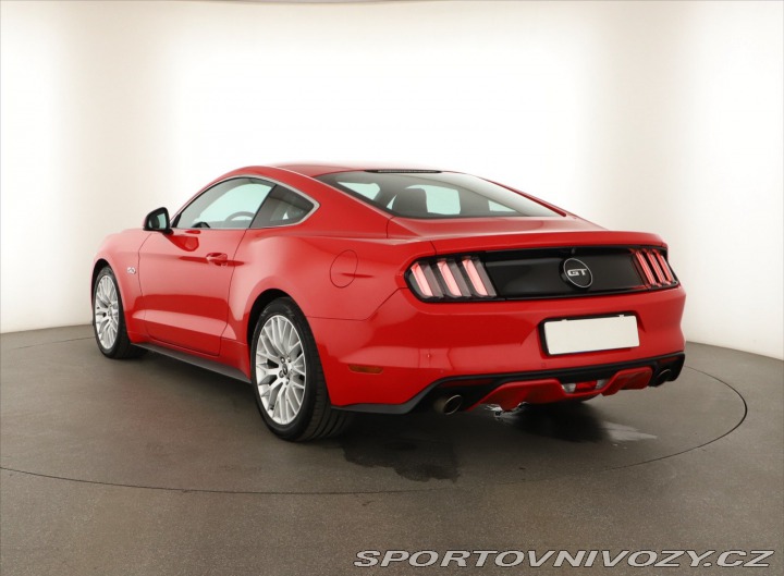 Ford Mustang GT V8 5.0 2016