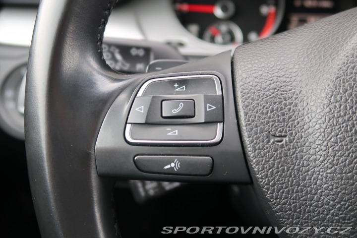 Volkswagen Passat CC CC Highline 2.0 TDI 2011