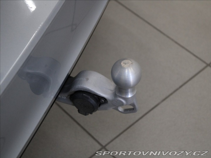 Škoda Superb 1,5 PHEV SportLine 5L ZÁR 2025