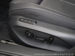 Škoda Superb 1,5 PHEV SportLine 5L ZÁR 2025