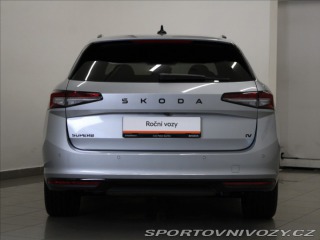 Škoda Superb 1,5 PHEV SportLine 5L ZÁR 2025