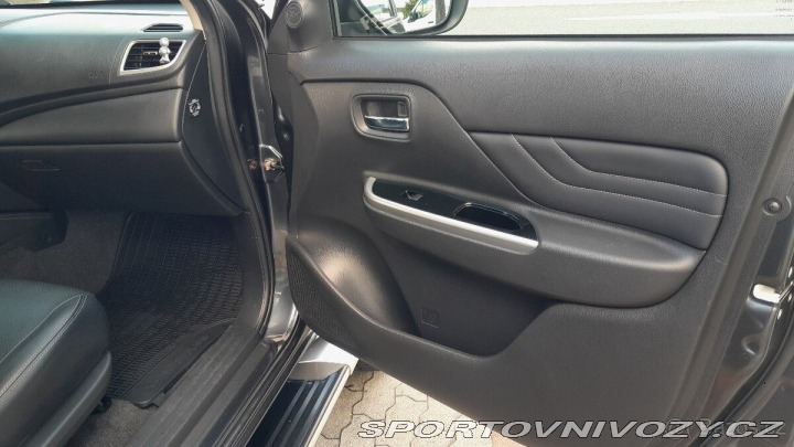 Mitsubishi Ostatní modely L200 2,3 Instyle 2021, záruk 2021