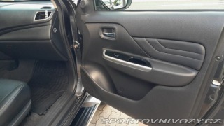 Mitsubishi Ostatní modely L200 2,3 Instyle 2021, záruk 2021