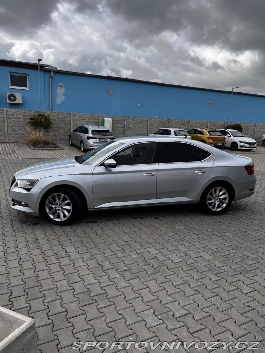 Škoda Superb 2,0 TDi DSG 2016