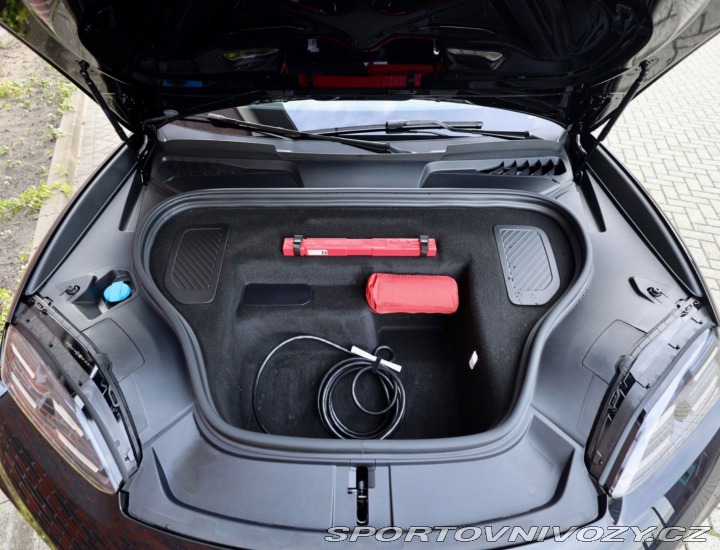 Porsche Macan Electric 4 Nový model! 2024