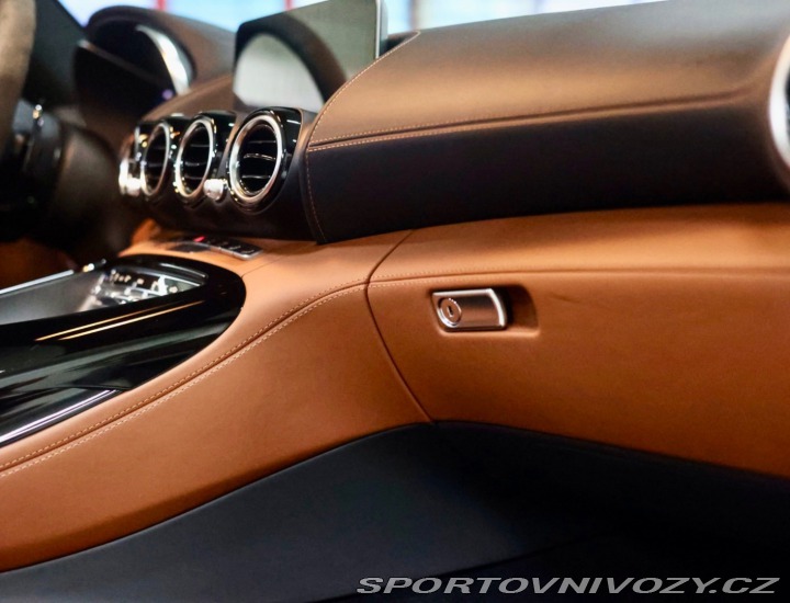 Mercedes-Benz AMG GT Mercedes- roadster C A/T 2020