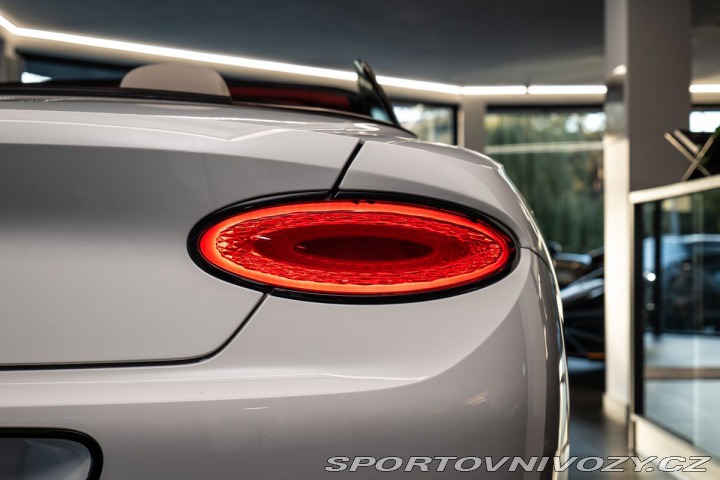 Bentley Continental GTC V12/360/LED/Naim/Vyhř 1800