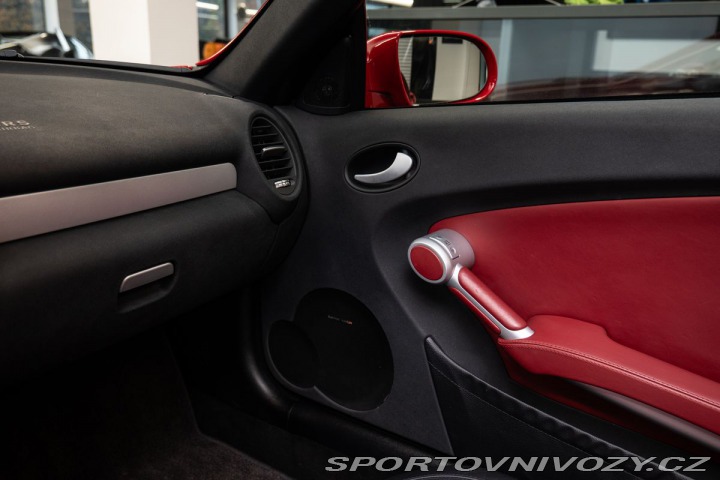 Mercedes-Benz SLK HarmanKardon/V8/Ventilova 2005