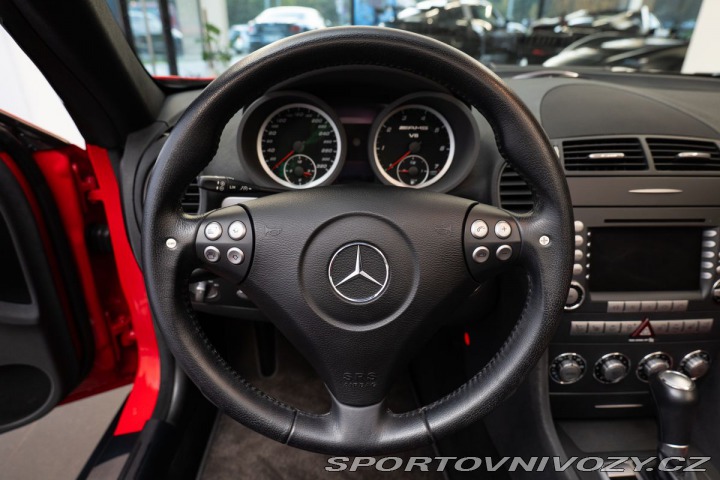 Mercedes-Benz SLK HarmanKardon/V8/Ventilova 1800