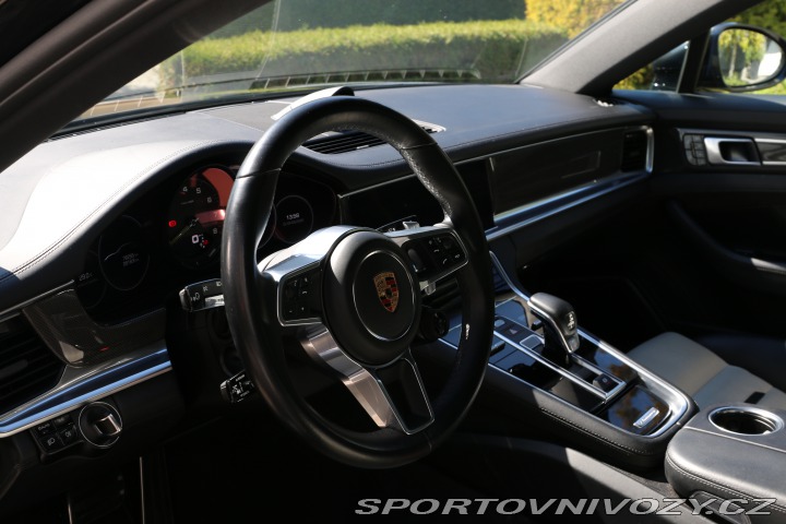 Porsche Panamera 2.9 243KW, DPH, ČR, 4 E-H 2020