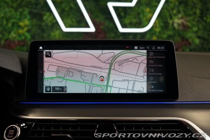 BMW 5 40i*xDRIVE*TAŽ*H/K*CAMERA 2022