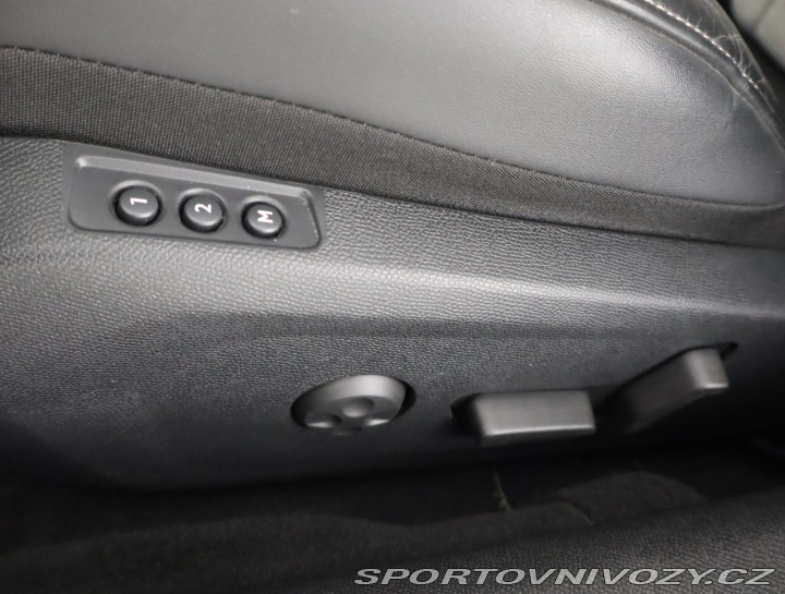 Peugeot 508 GT Hybrid 225 2021