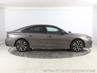 Peugeot 508 GT Hybrid 225 2021