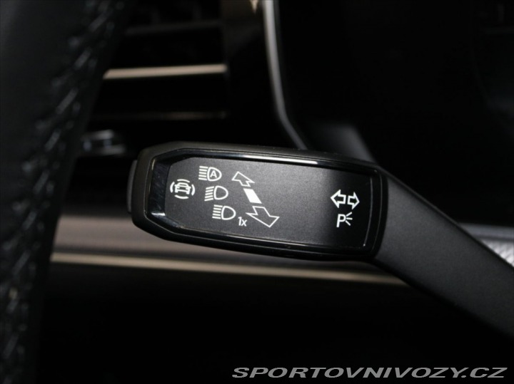 Volkswagen Ostatní modely Touareg 3,0 TDi 210kW R-Line 68tk 2023