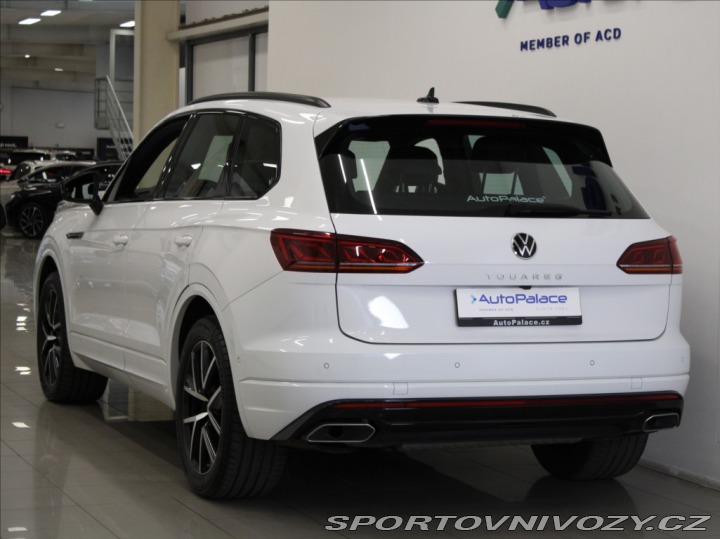 Volkswagen Ostatní modely Touareg 3,0 TDi 210kW R-Line 68tk 2023