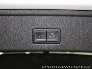 Volkswagen Ostatní modely Touareg 3,0 TDi 210kW R-Line 68tk 2023