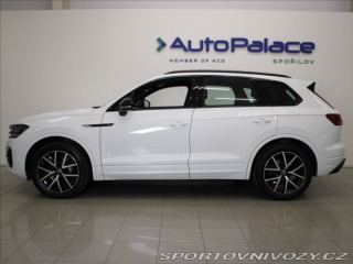 Volkswagen Ostatní modely Touareg 3,0 TDi 210kW R-Line 68tk 2023
