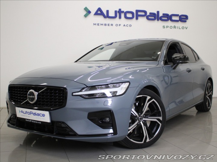 Volvo S60 2,0 B5 AWD AT Ultimate PA 2024