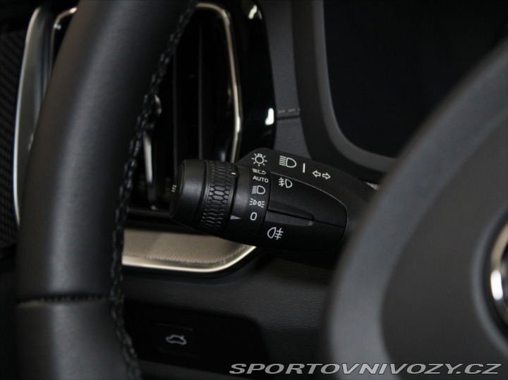 Volvo S60 2,0 B5 AWD AT Ultimate PA 2024