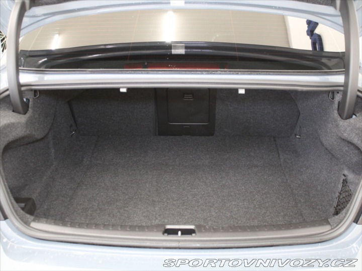 Volvo S60 2,0 B5 AWD AT Ultimate PA 2024