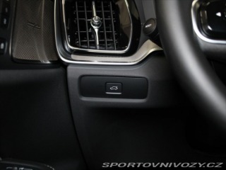 Volvo S60 2,0 B5 AWD AT Ultimate PA 2024