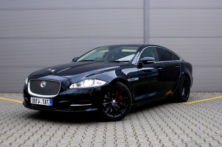 Jaguar XJ 